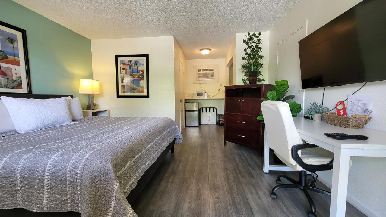 Sunny Palms Inn Lake Worth Beach Eksteriør billede